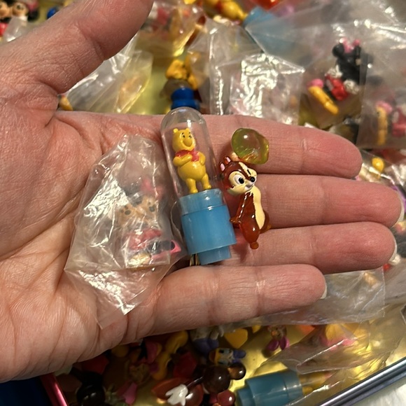 Collectible Tin Disney 3D 35 Happiest Celebration + Lots Of Miniature Figurines - Picture 10 of 11